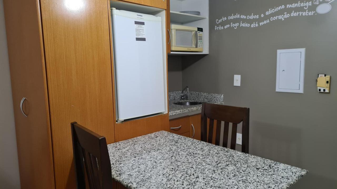 Costa Sul Stay - Quartos, Studios E Apartamentos Por Temporada No Centro De Bc Balneario Camboriu Bagian luar foto